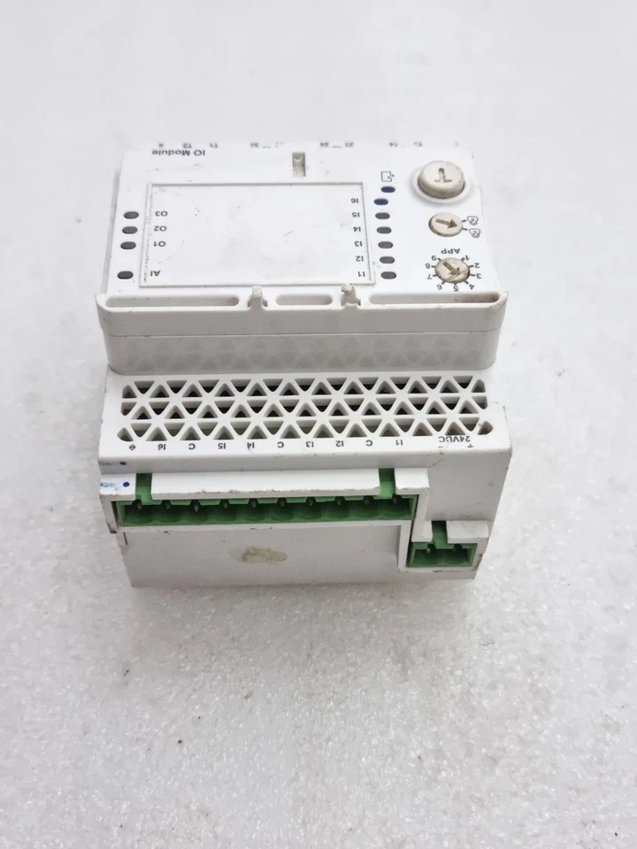 Schneider LV434063 IO Module 24Vdc 165mA LV434063